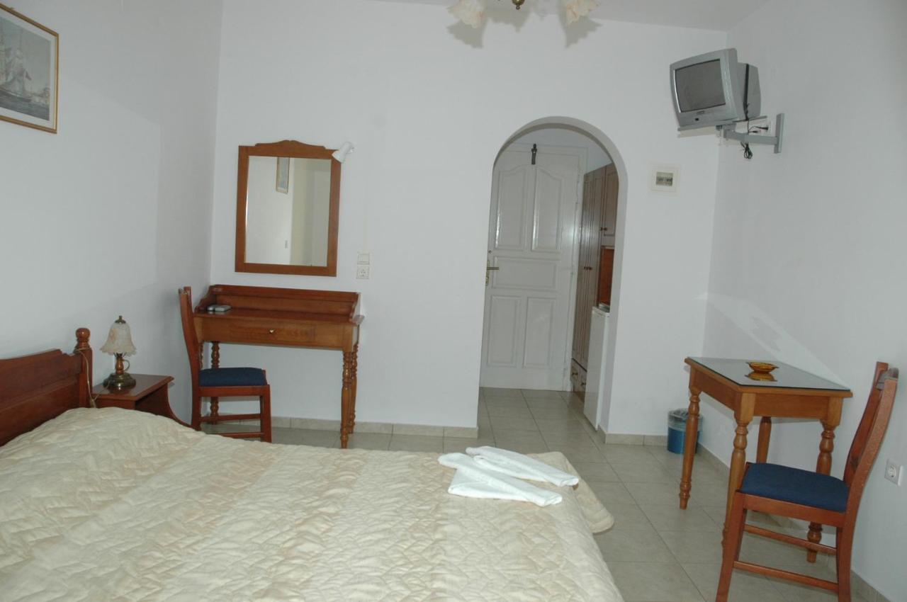 Hotel Filoxenia Агиали Стая снимка