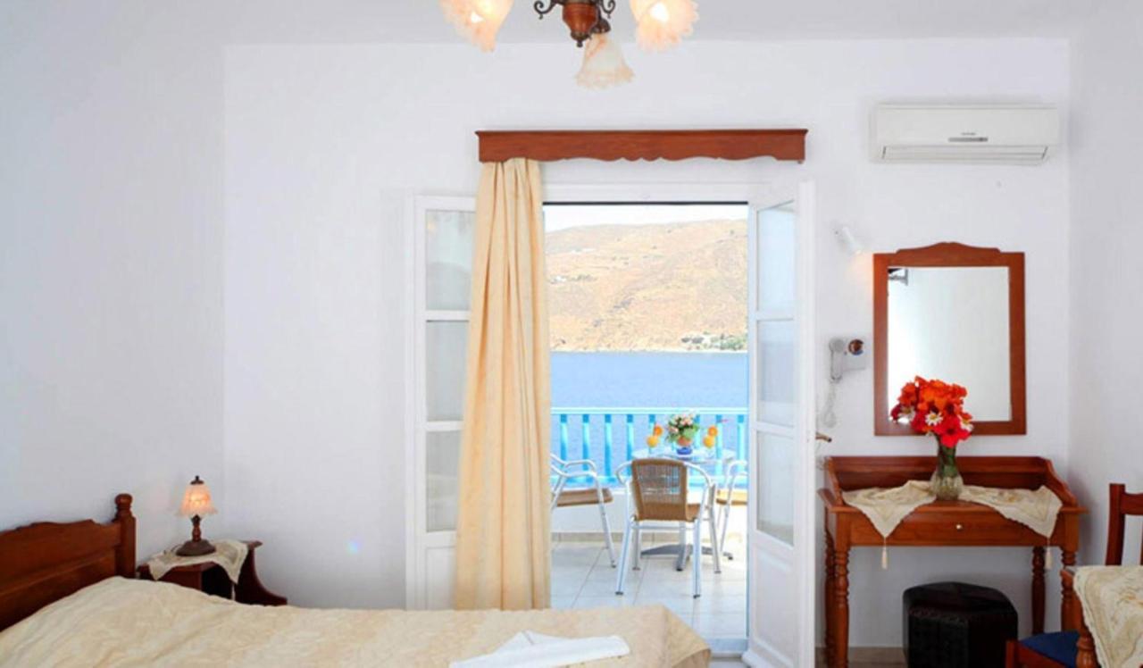 Hotel Filoxenia Агиали Стая снимка
