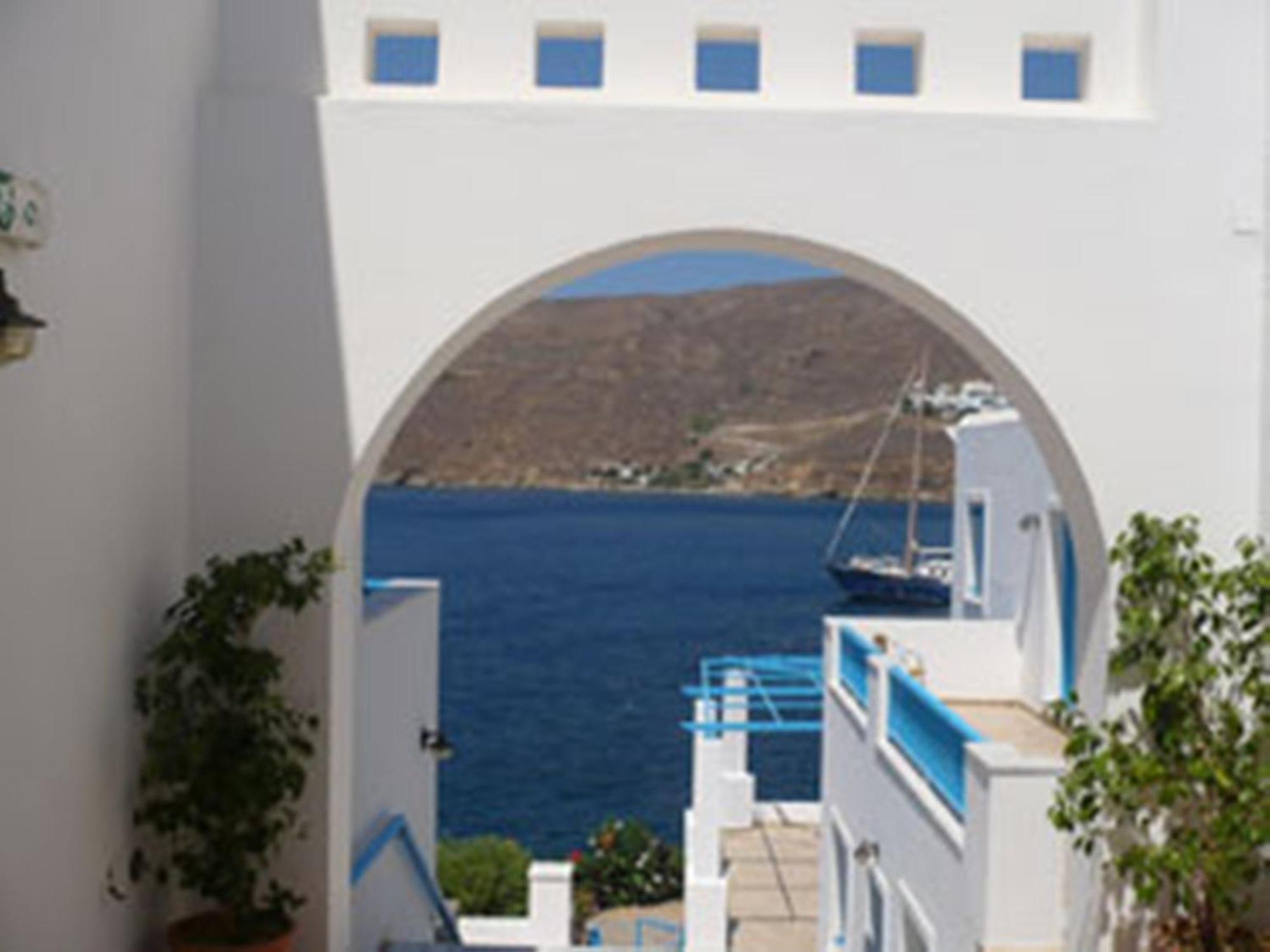 Hotel Filoxenia Агиали Екстериор снимка
